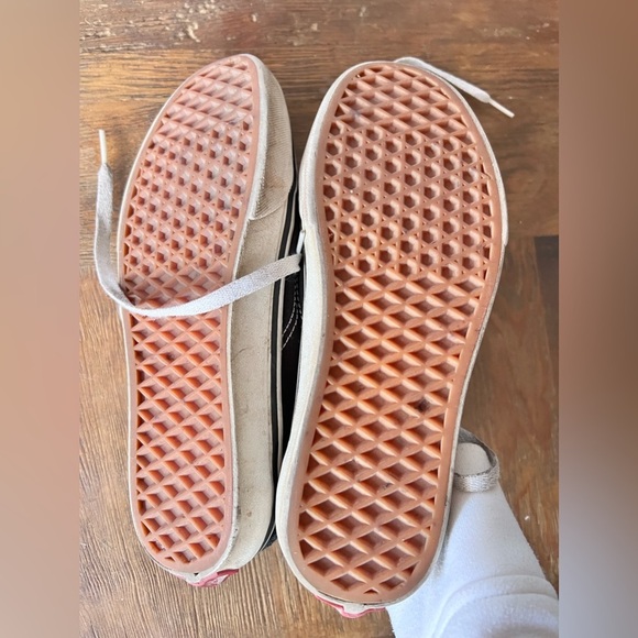 Classic black suede vans size 7 - Picture 3 of 5